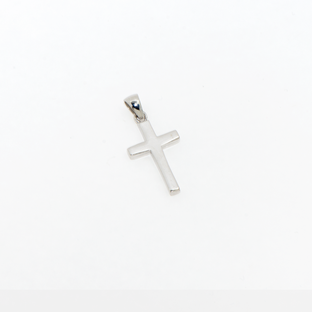 Dieser elegante 925 Silber Kreuz Anhänger besticht durch sein minimalistisches Design und seine hochwertige Verarbeitung. Ohne Verzierungen und in klassischer Form, bietet dieser Silberanhänger zeitlose Schönheit und schlichte Eleganz. Perfekt als dezentes Accessoire für den Alltag oder als bedeutungsvolles Geschenk zu besonderen Anlässen.