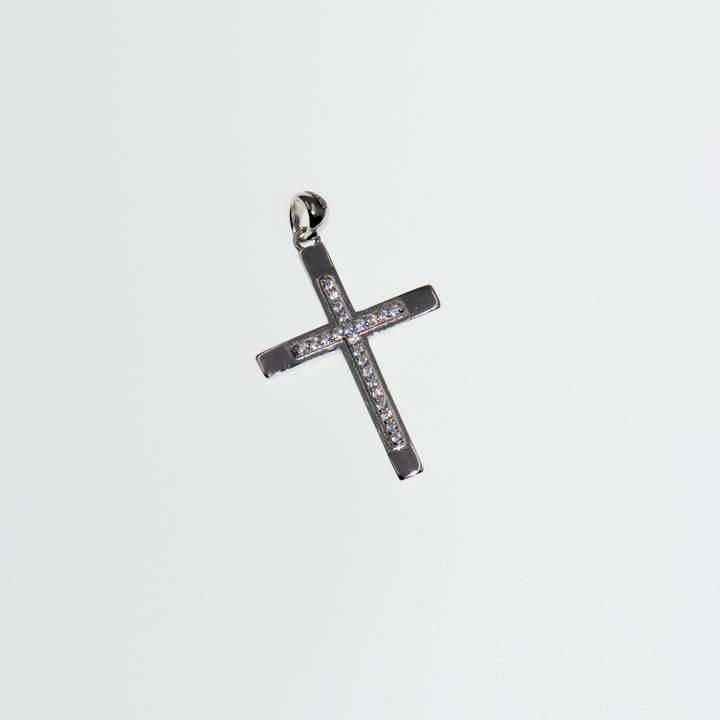 Entdecken Sie unseren edlen 925 Silber Kreuz Anhänger, das ideale Weihnachtsgeschenk für Ihre Liebsten. Dieses hochwertige Schmuckstück aus Sterlingsilber 925 kombiniert zeitloses Design mit hervorragender Verarbeitung. Der Kreuz Anhänger verleiht jedem Outfit einen Hauch von Eleganz und passt perfekt zu festlichen Anlässen.

