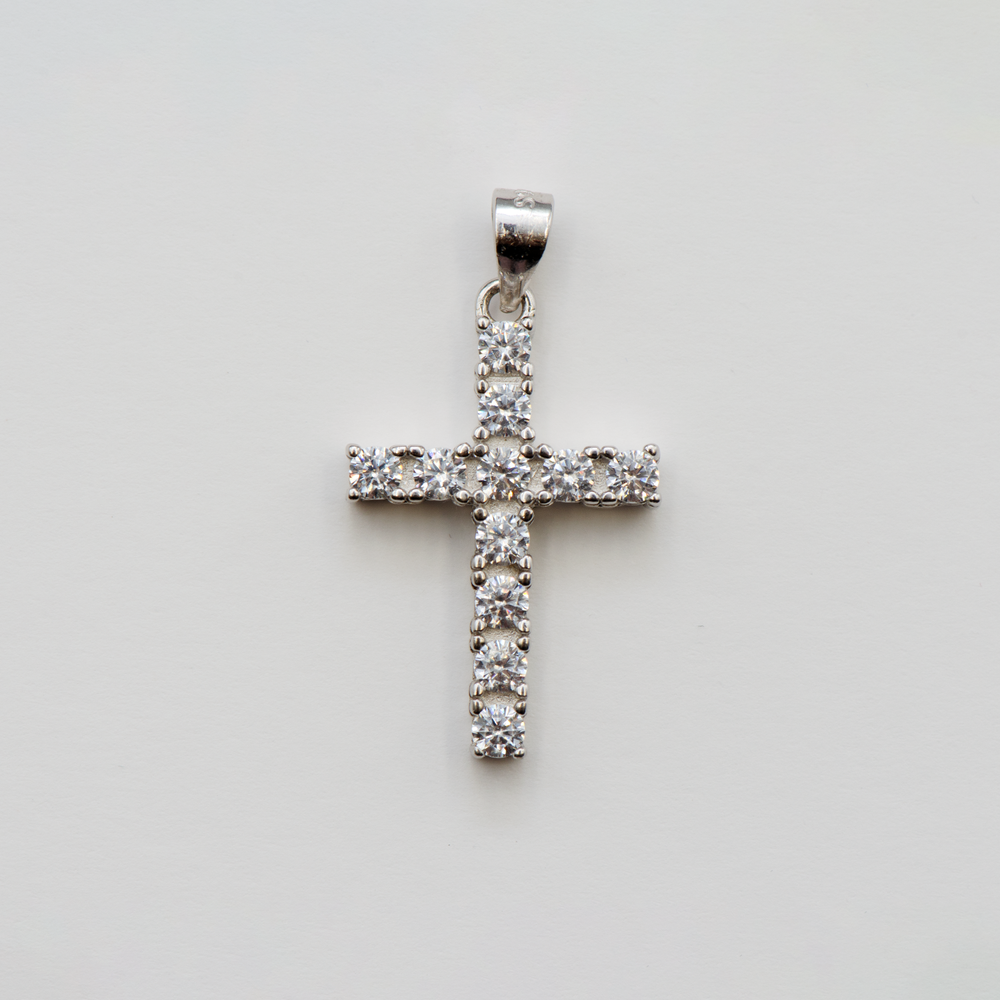 Eine schöneste Kreuz anhänger mit zirkonia aus silber 925. Länge:25mm Bereit:16mm ca..